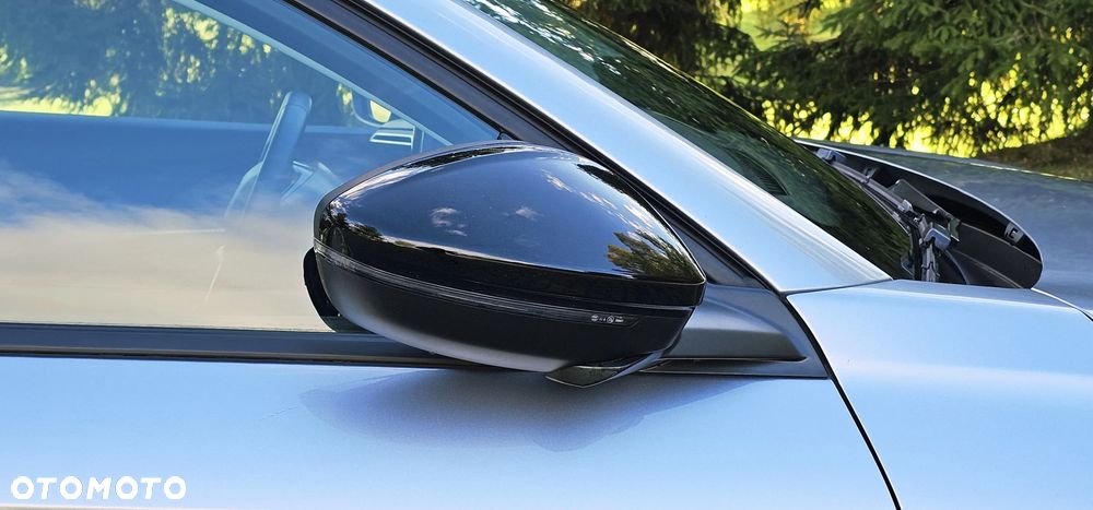 Peugeot 208 - 20