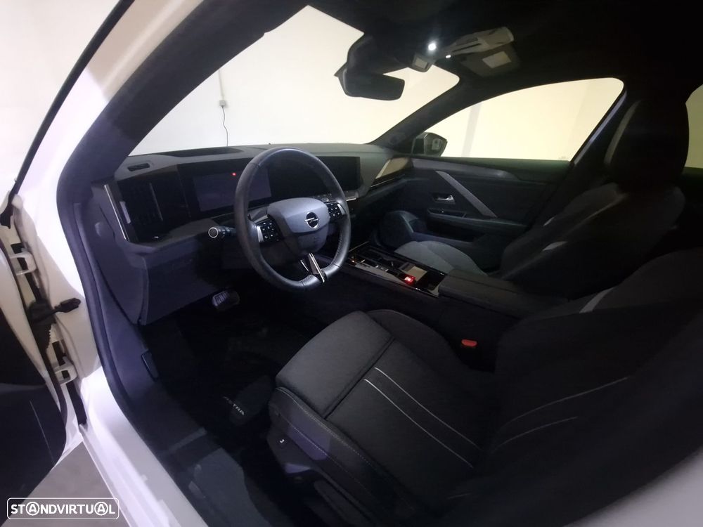 Opel Astra 1.2 T GS Line Aut. - 22