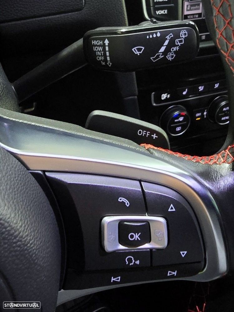 VW Golf GTI Performance BlueMotion DSG - 24