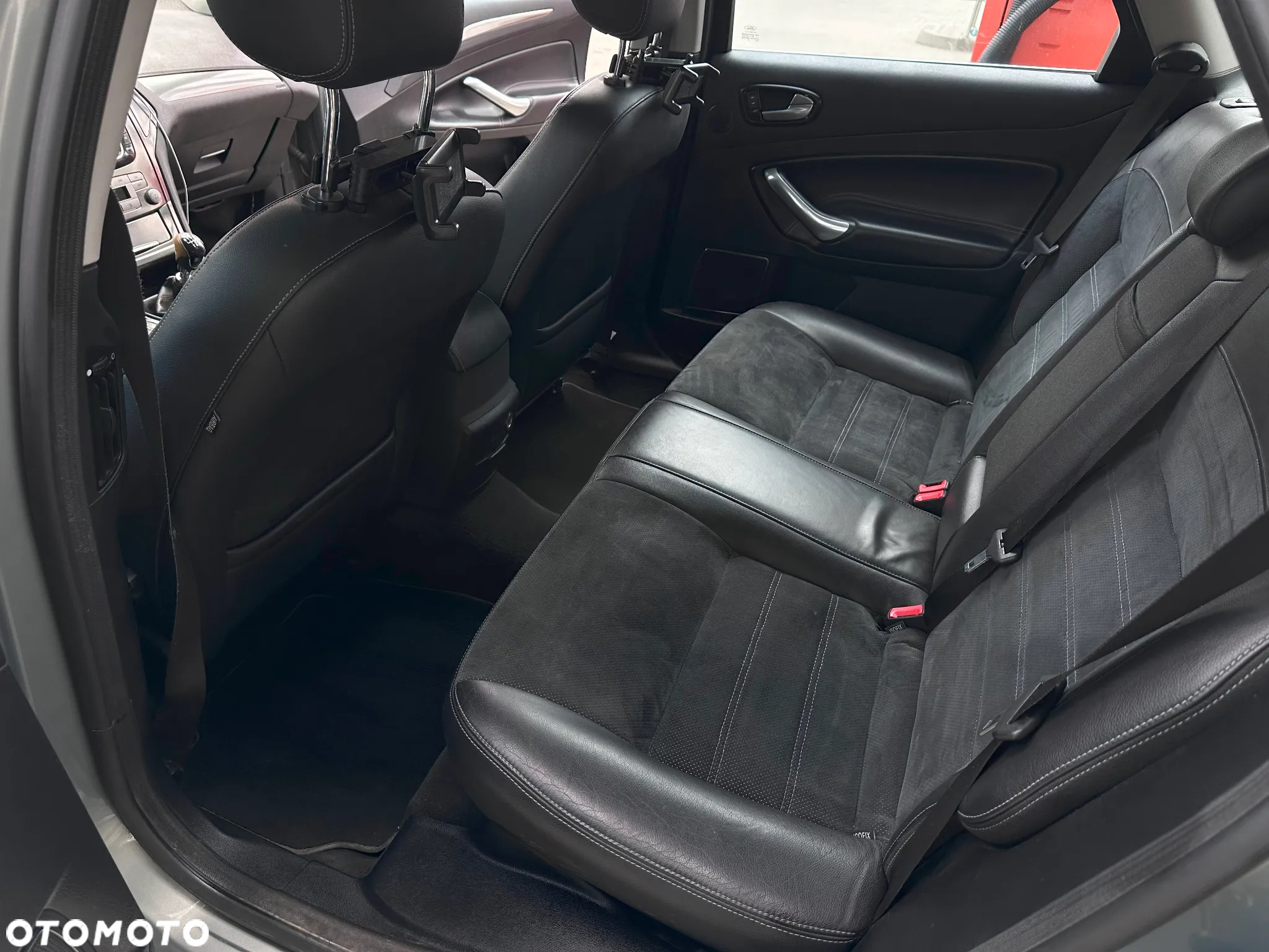 Ford Mondeo 2.0 TDCi Titanium - 17