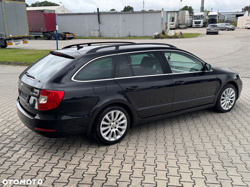 Skoda Superb 2.0 TDI Elegance DSG - 7