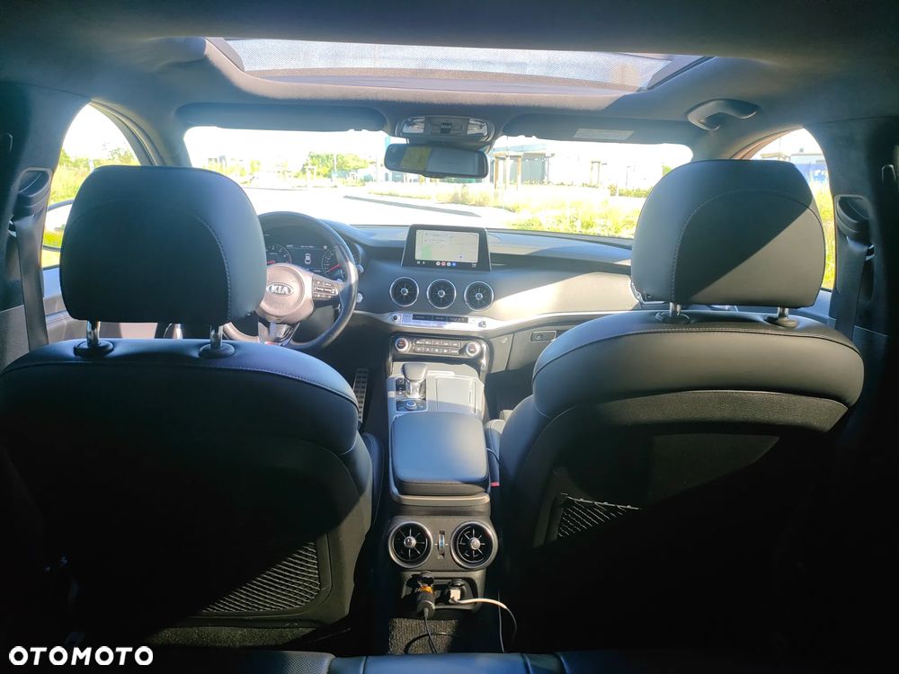 Kia Stinger - 27