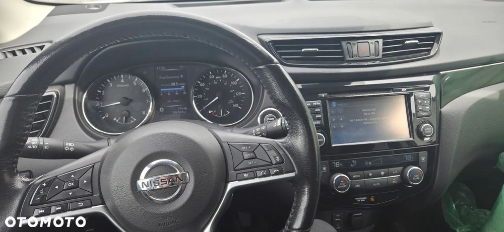 Nissan Qashqai - 14