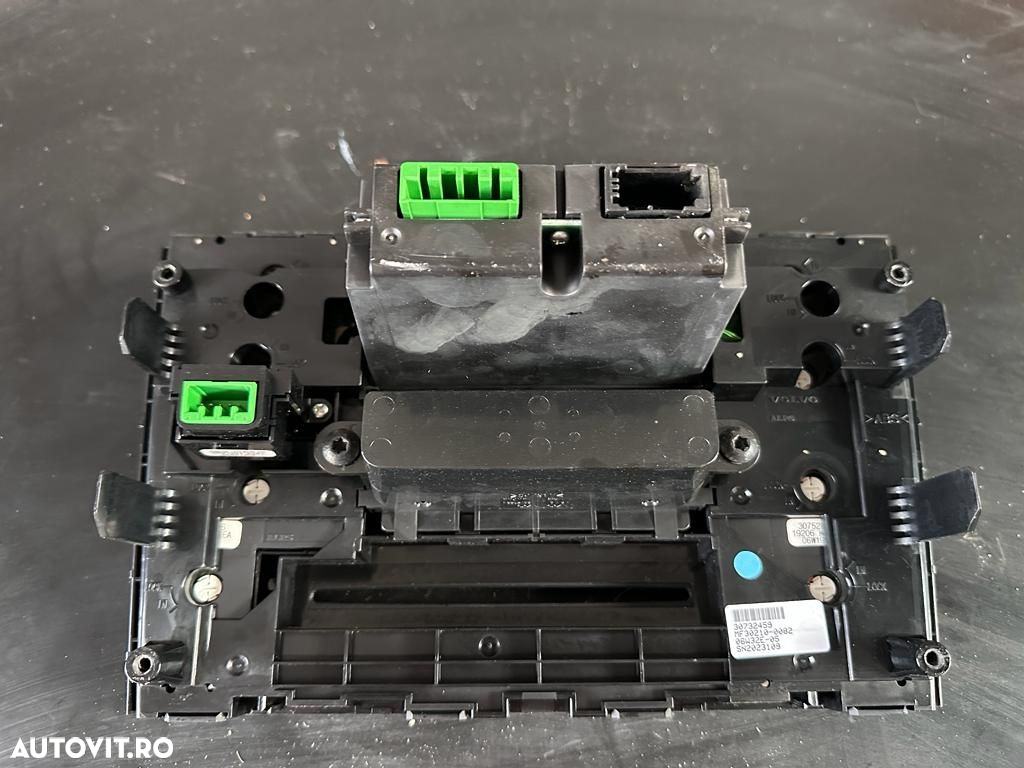 Panou central radio Volvo XC90 30732459 - 2