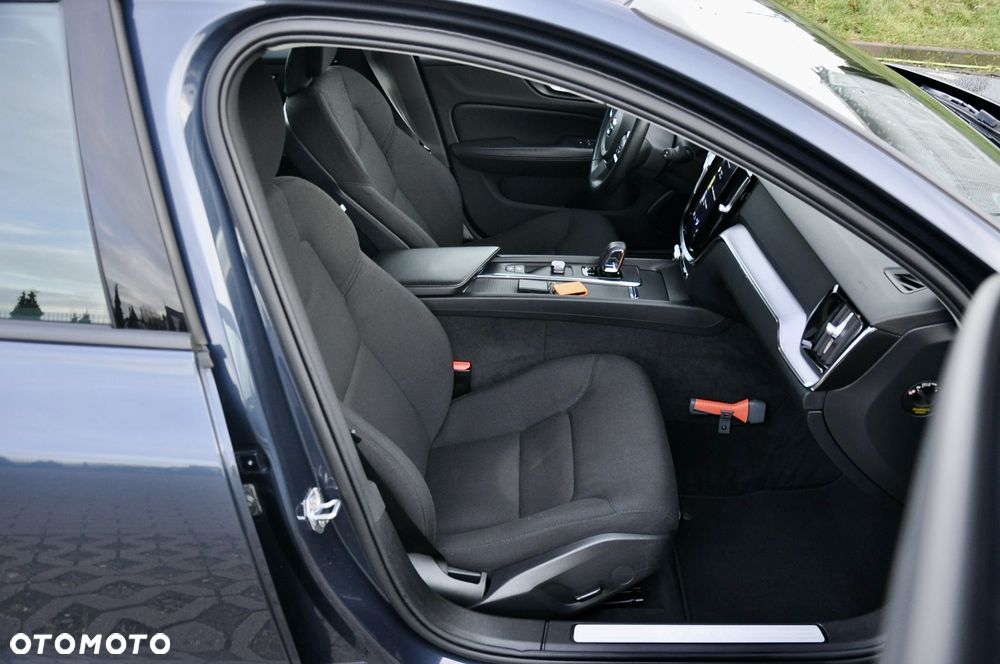 Volvo V60 B3 B Geartronic Momentum Pro - 11