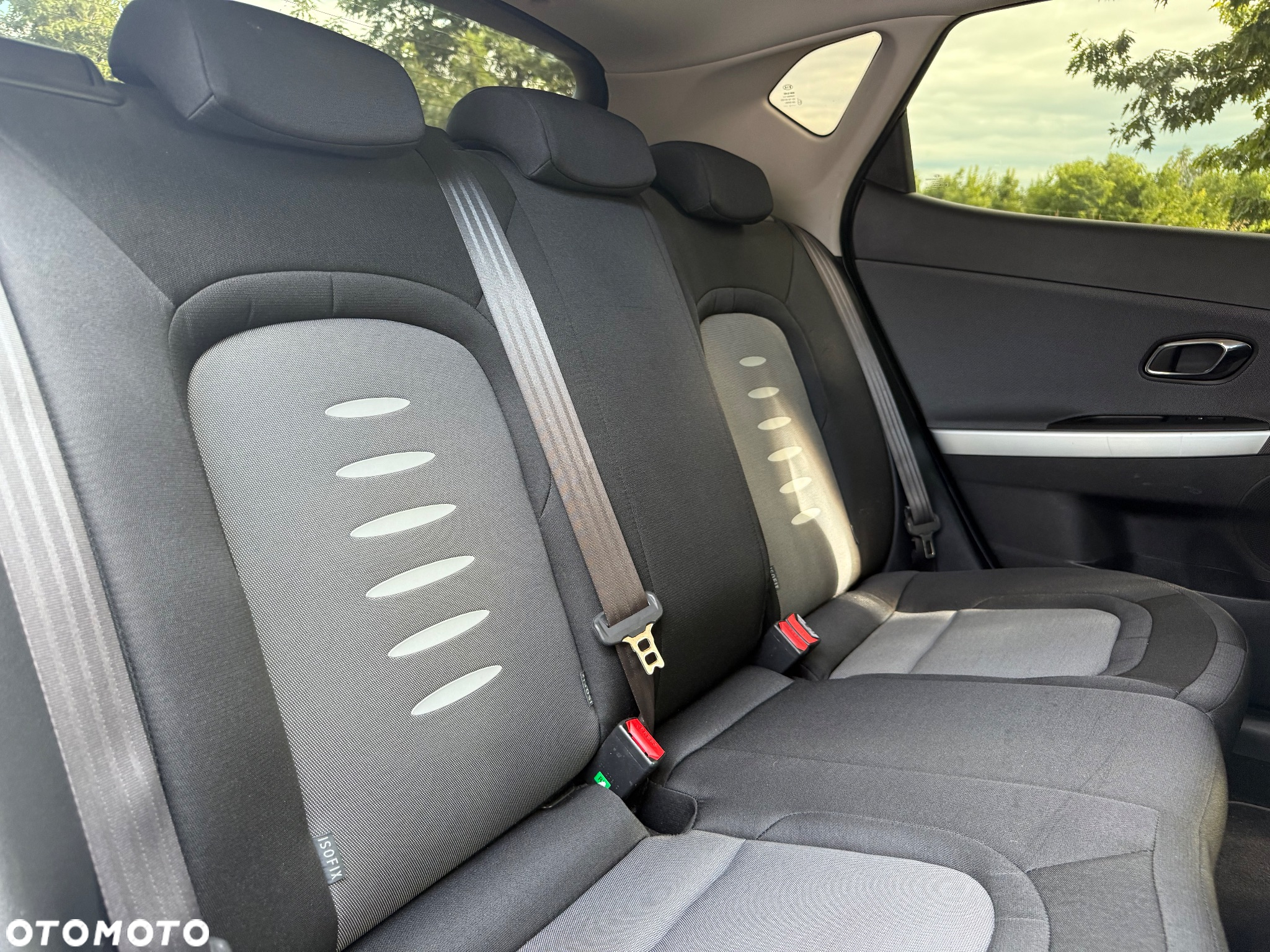 Kia Ceed - 16