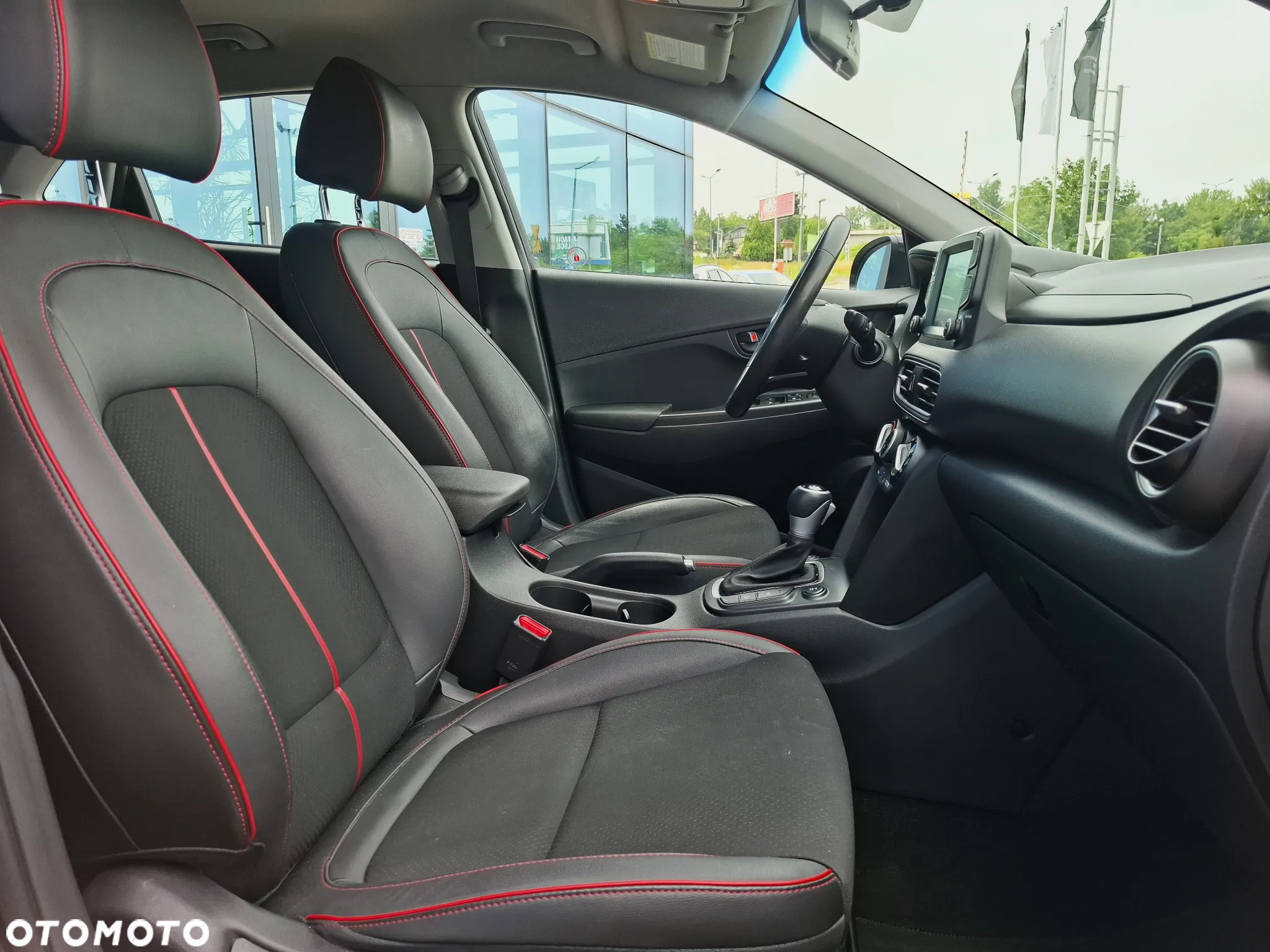 Hyundai Kona 1.6 T-GDI Premium 4WD DCT - 17