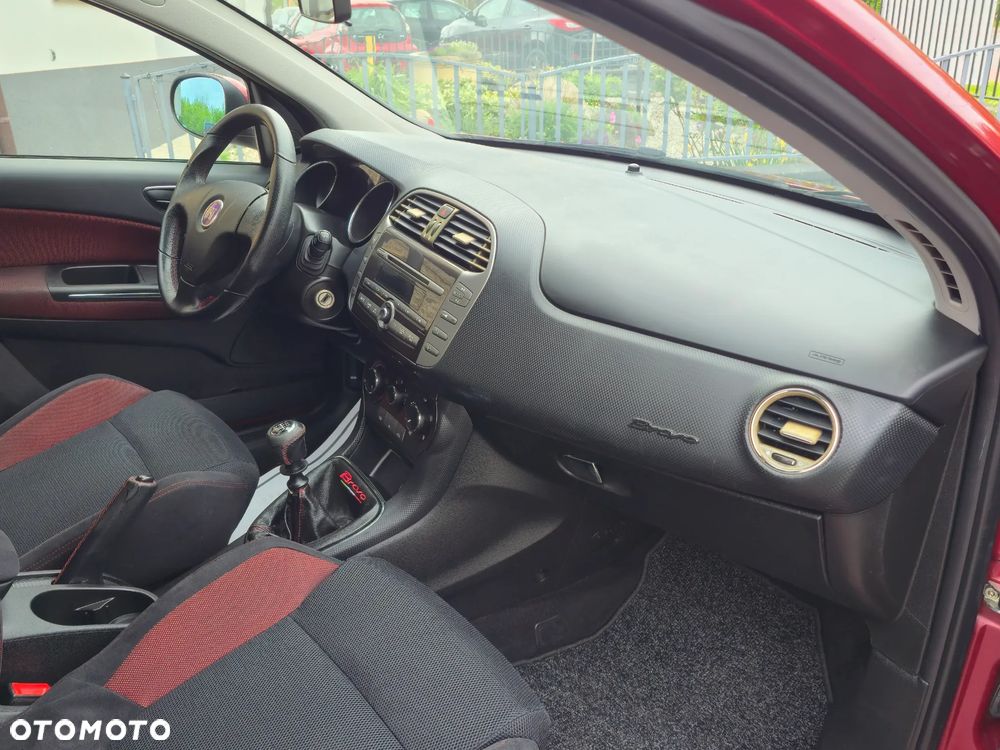 Fiat Bravo 1.4 16V Speed - 24