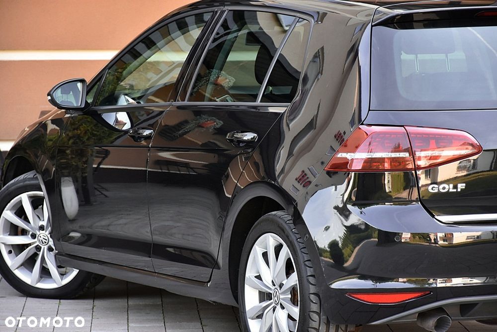Volkswagen Golf 1.6 TDI DPF BlueMotion - 12