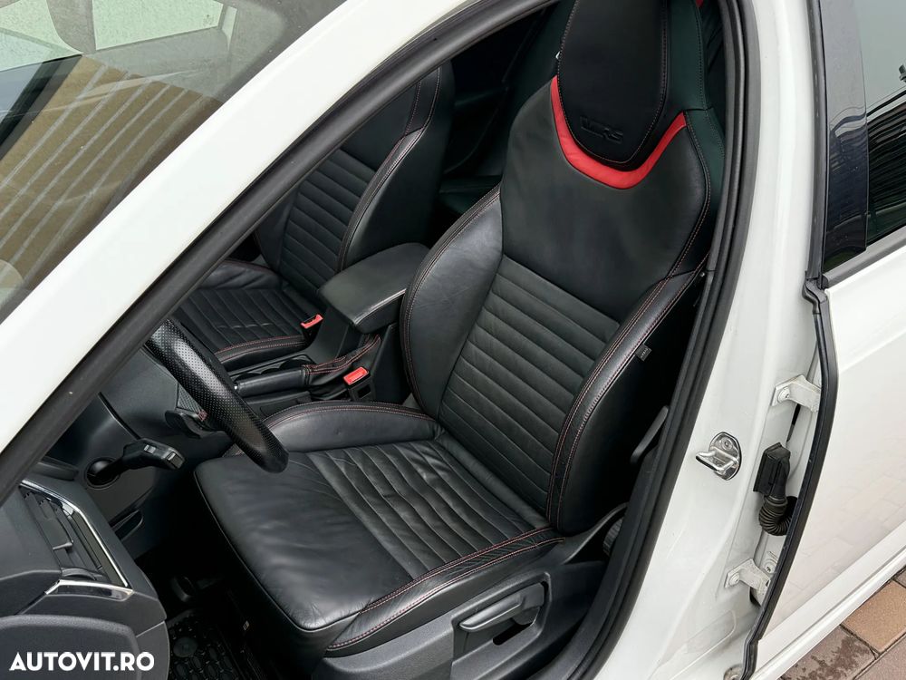 Skoda Octavia 2.0 TDI DSG RS - 8