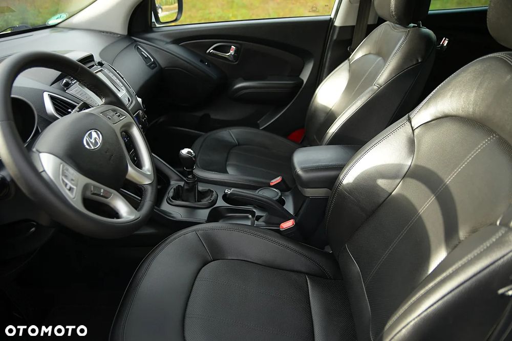 Hyundai ix35 2.0 CRDi 4WD Premium - 24