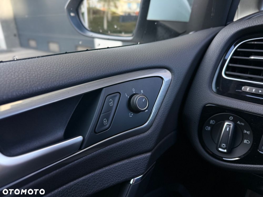 Volkswagen Golf - 18