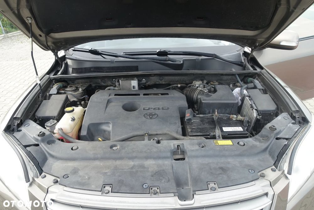 Toyota RAV4 2.2 D-4D 4x4 Sol - 31