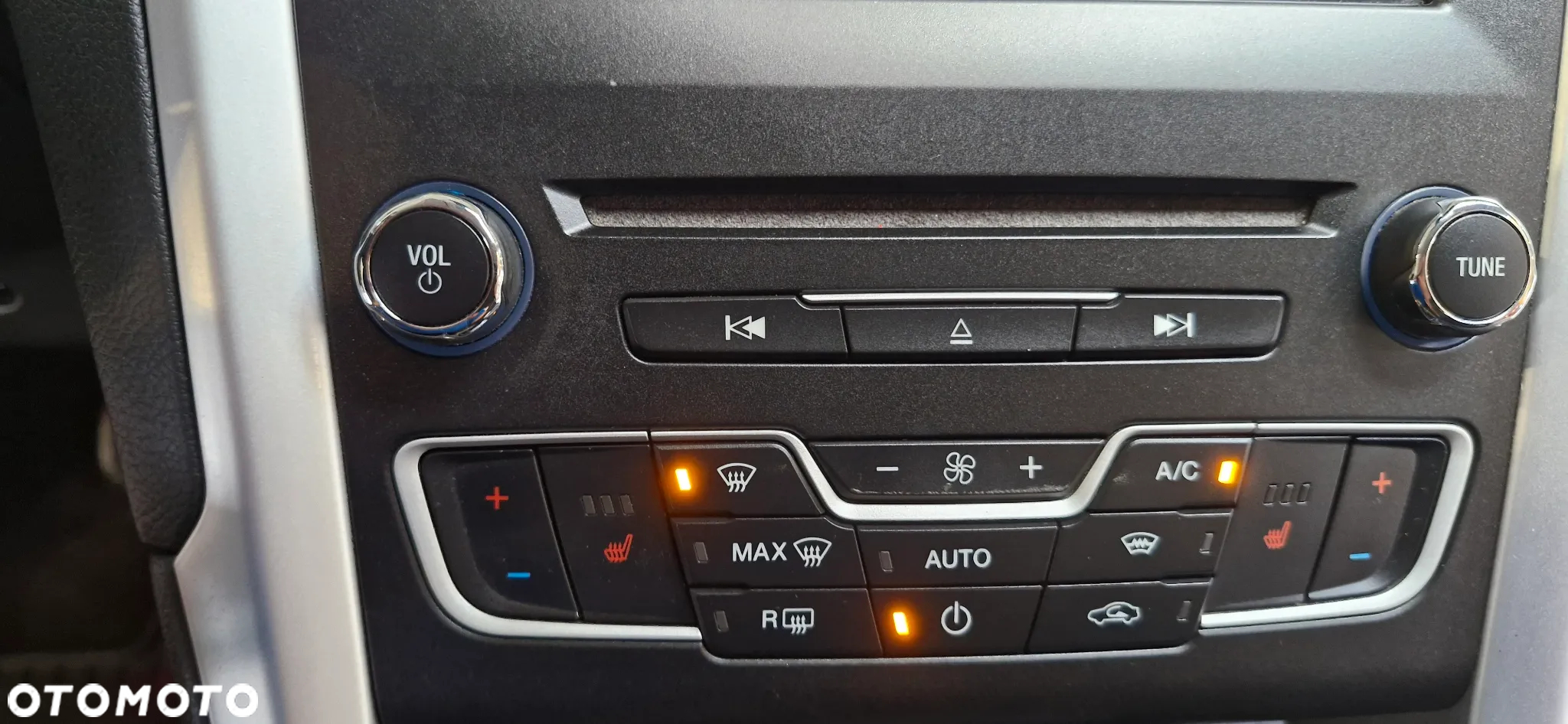 Ford Mondeo 2.0 TDCi Titanium PowerShift - 27