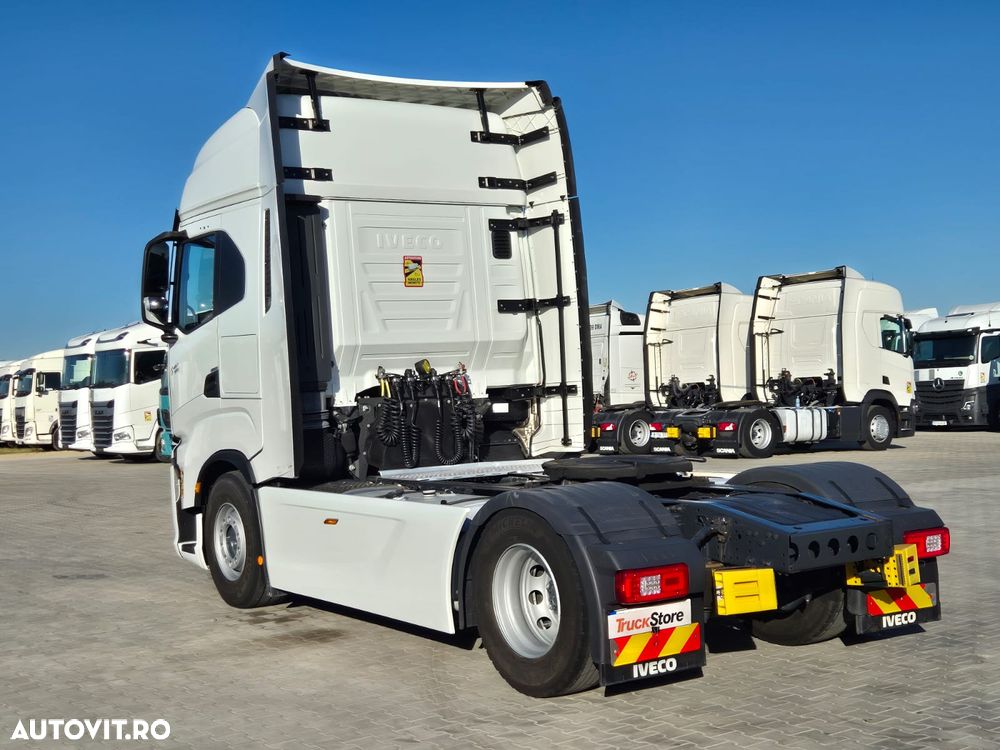 Iveco AS440ST - 3