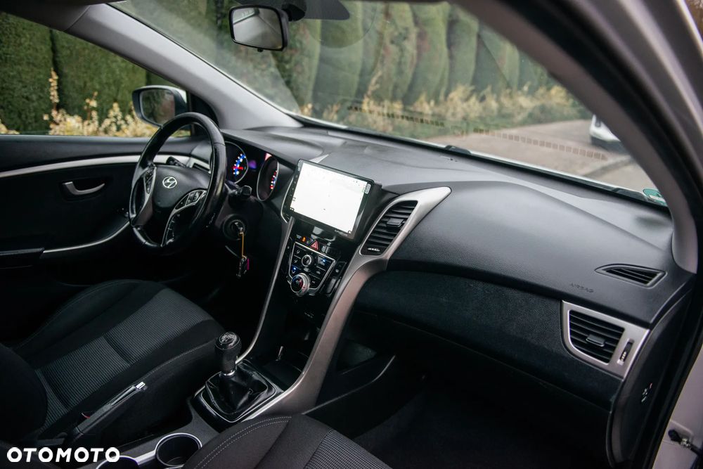Hyundai i30 1.4 Style - 37