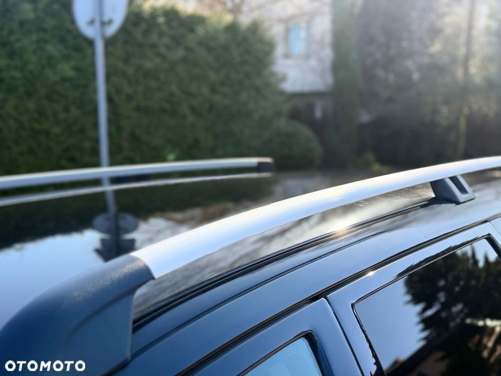 Volvo XC 70 AWD Momentum - 24