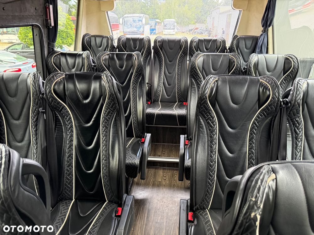 Iveco 70C - 18
