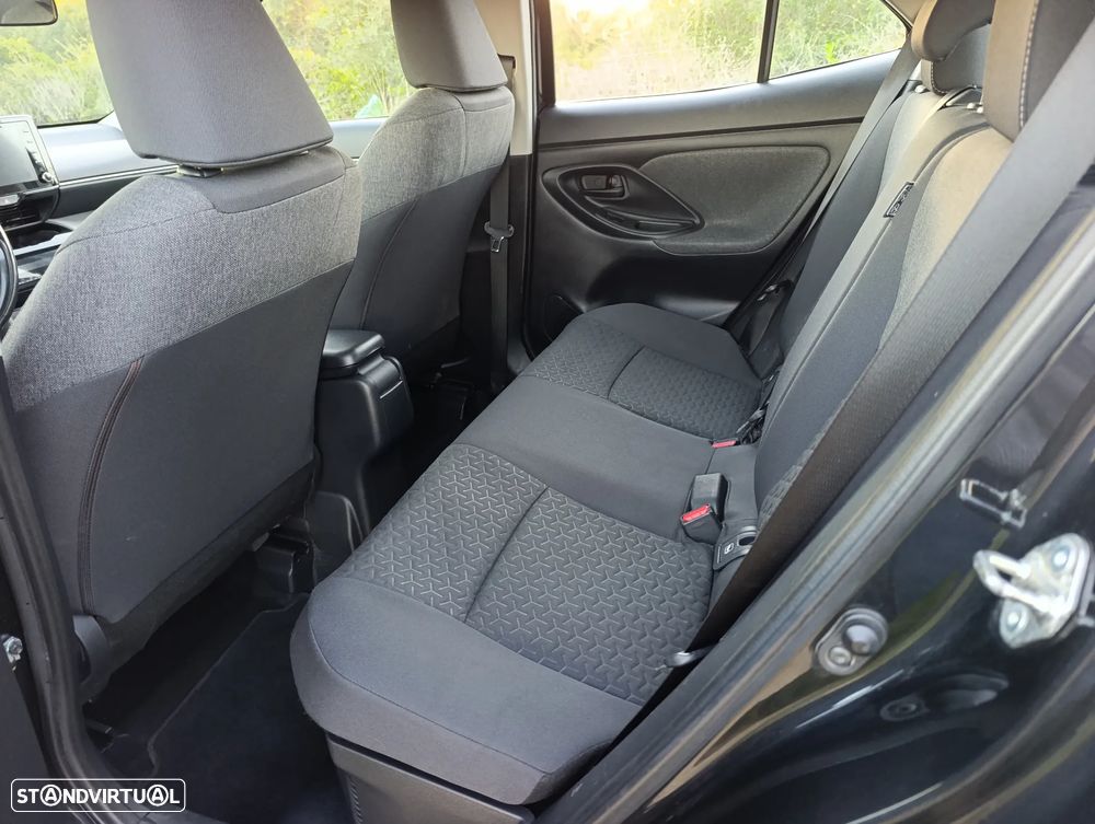 Toyota Yaris Cross 1.5 HDF Comfort - 4