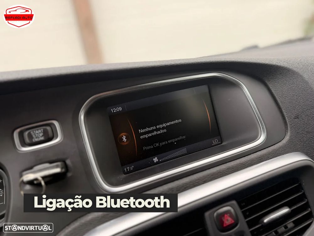 Volvo V40 D2 Momentum - 22