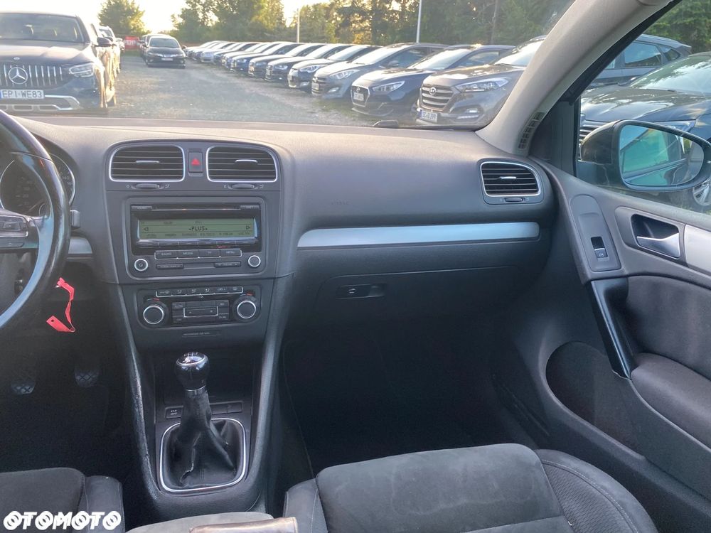 Volkswagen Golf 1.6 Highline - 31