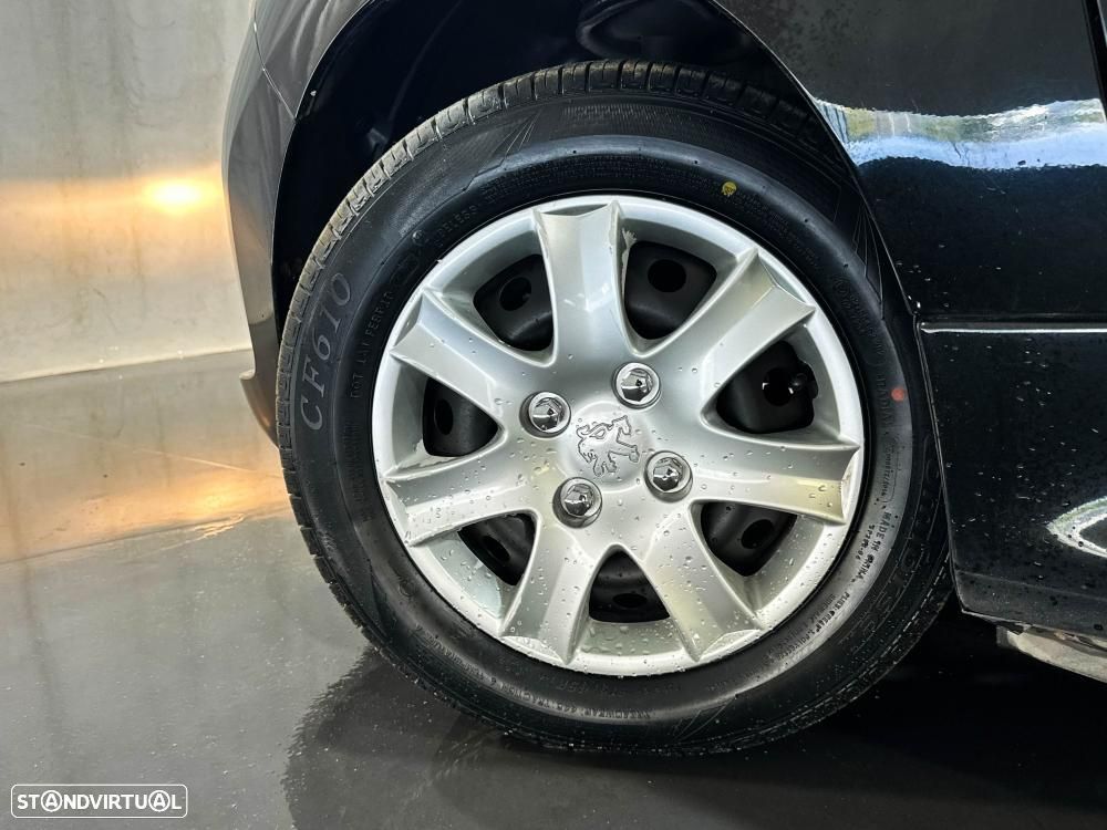 Peugeot 206+ 1.1 Urban - 40