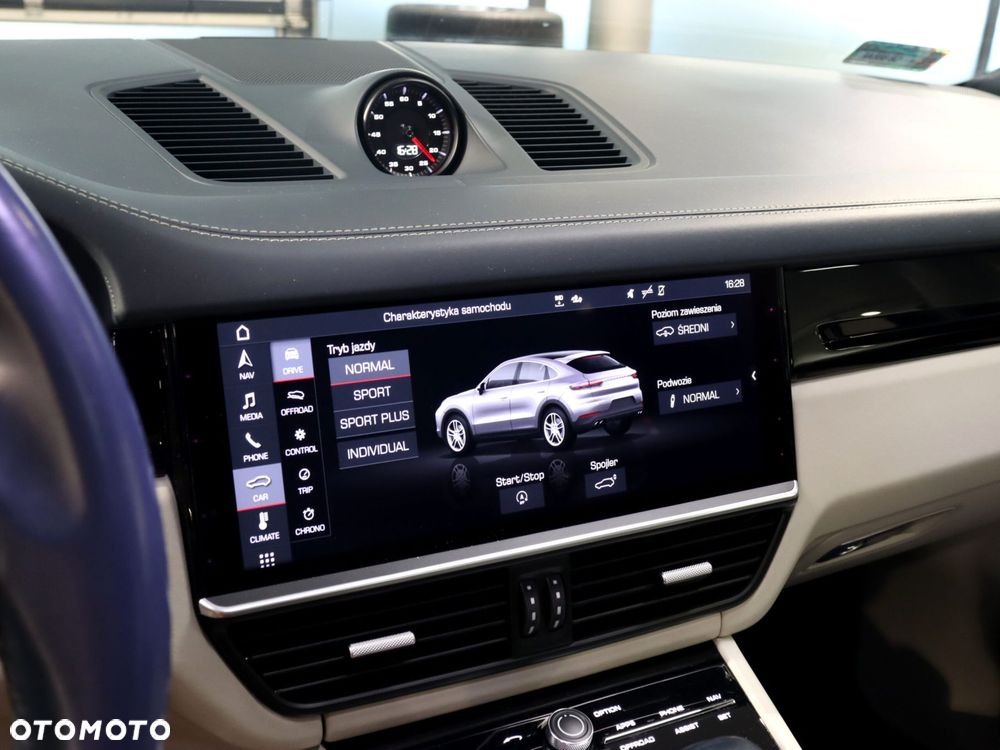 Porsche Cayenne Standard - 10