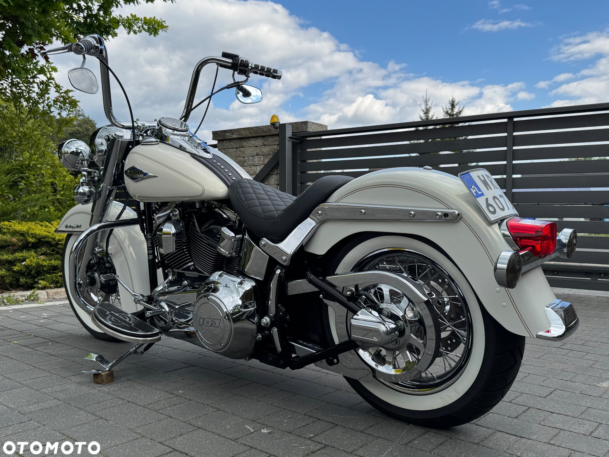 Harley-Davidson Softail Heritage Classic - 21