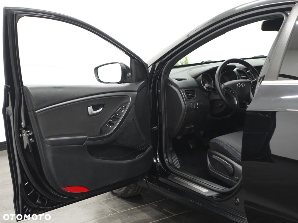 Hyundai i30 1.6 CRDI Passion - 16