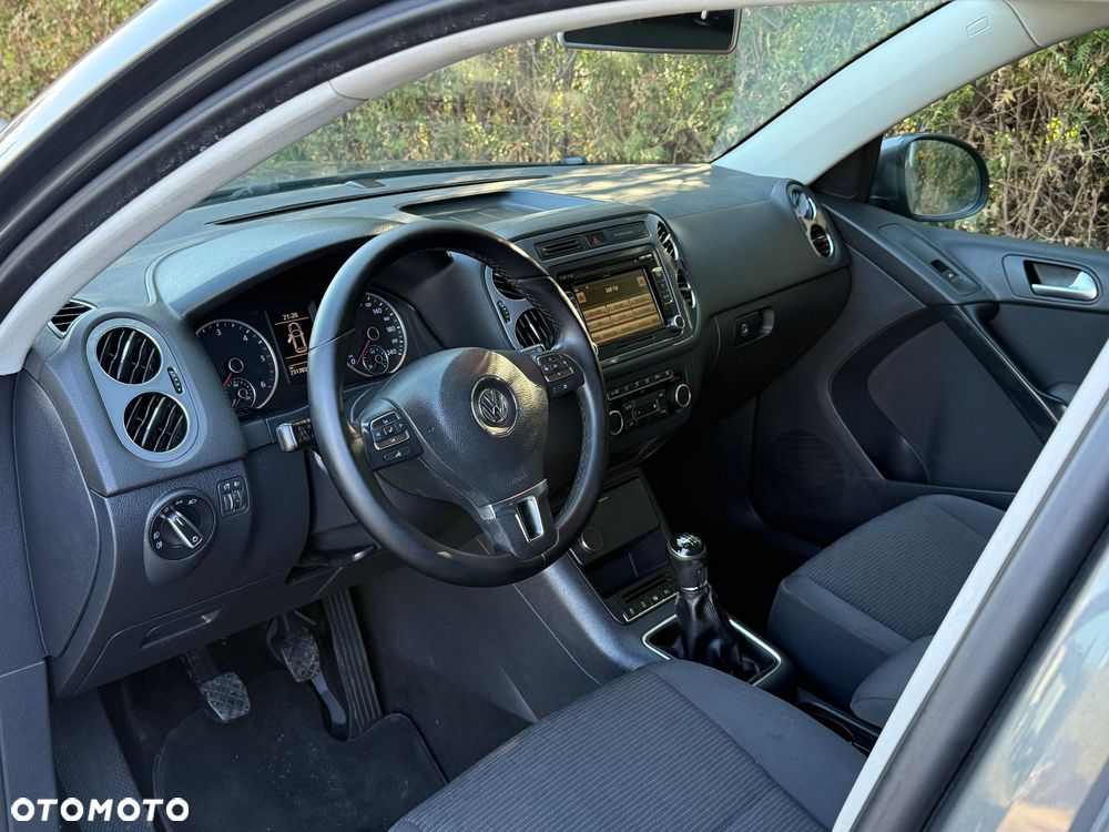 Volkswagen Tiguan - 10