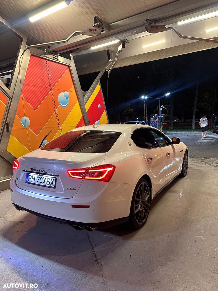 Maserati Ghibli - 2