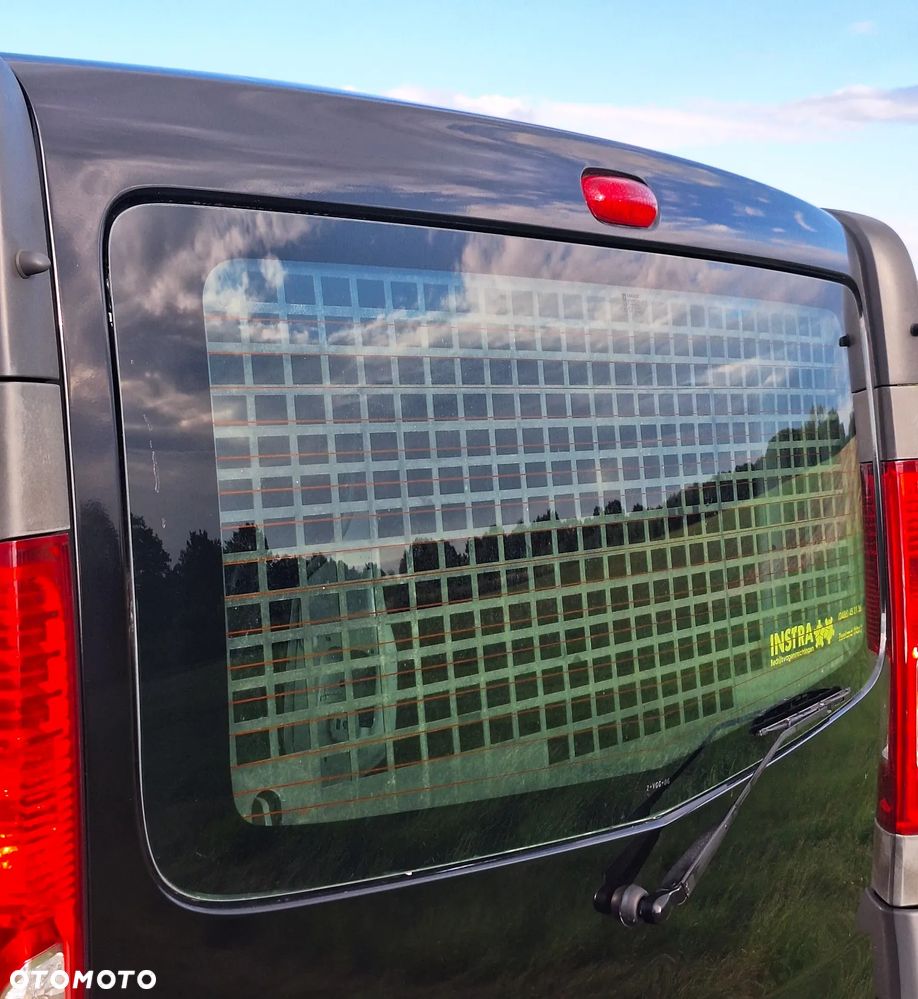 Opel Vivaro - 16