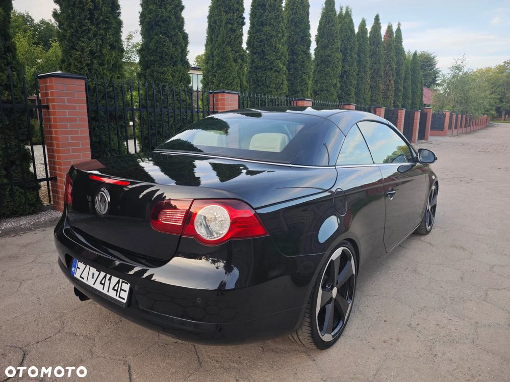 Volkswagen Eos 2.0 TSI - 11
