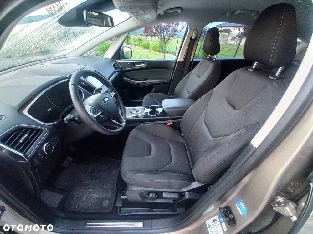 Ford S-Max 2.0 EcoBlue Titanium - 26