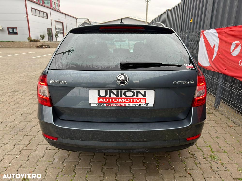 Skoda Octavia - 5