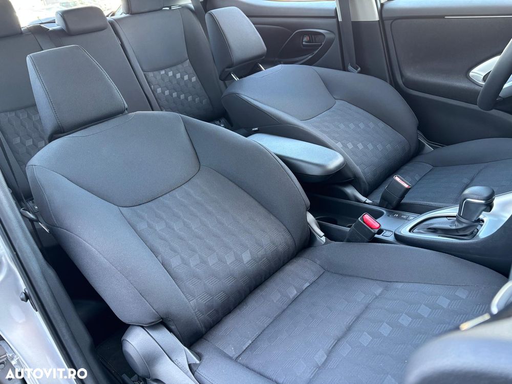 Toyota Yaris 1.5 VVT-i HSD Active - 19