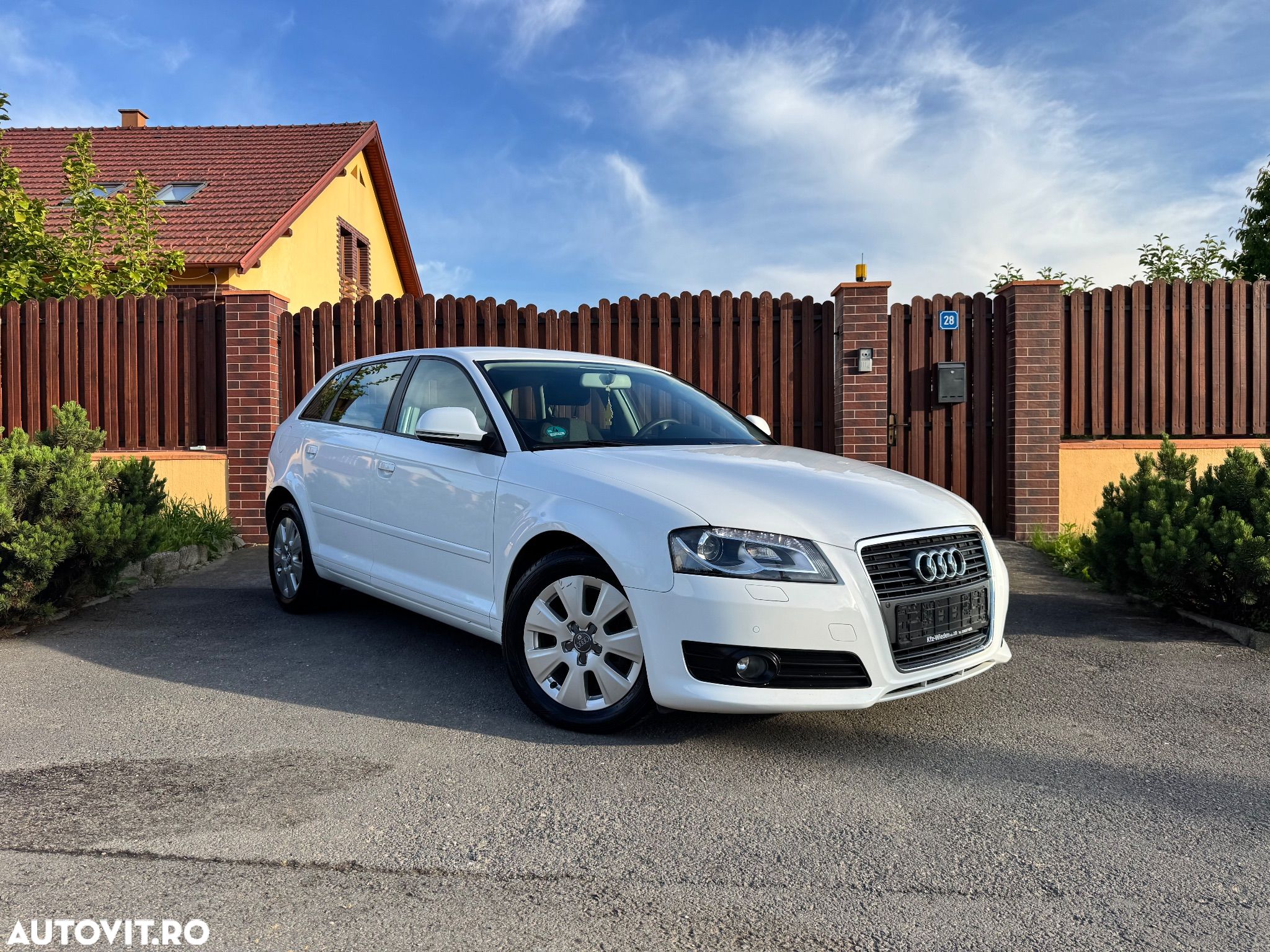 Audi A3 Sportback 1.4 TFSI Ambiente - 1