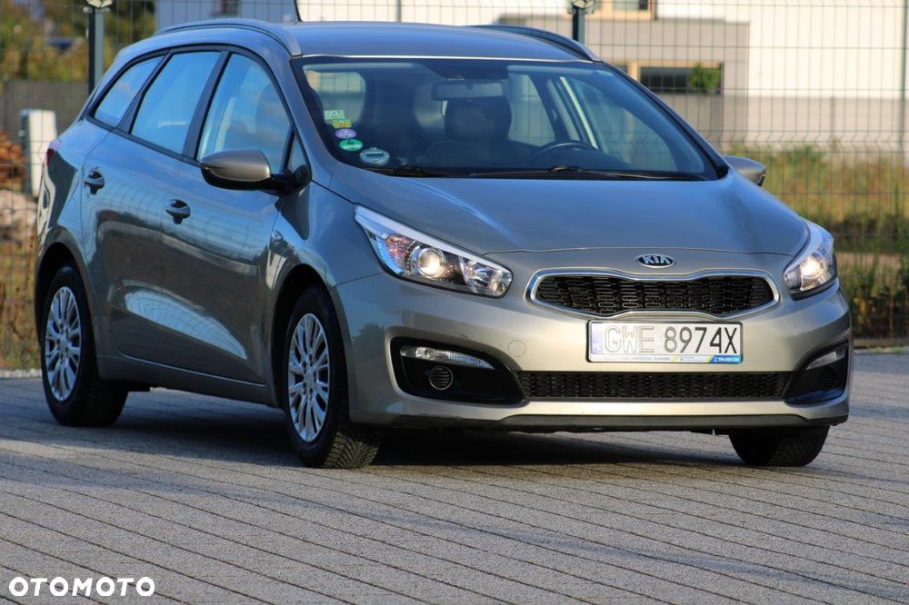 Kia Ceed 1.4 Smart Plus - 36