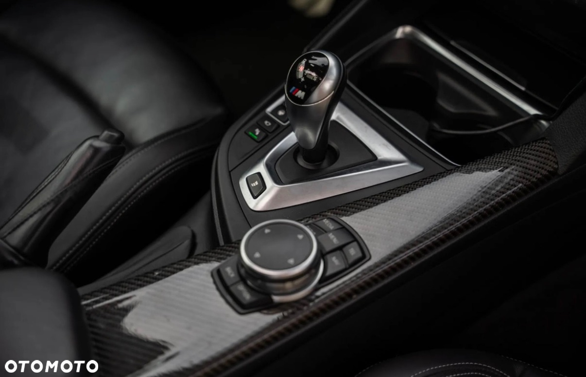 BMW M4 DKG - 10