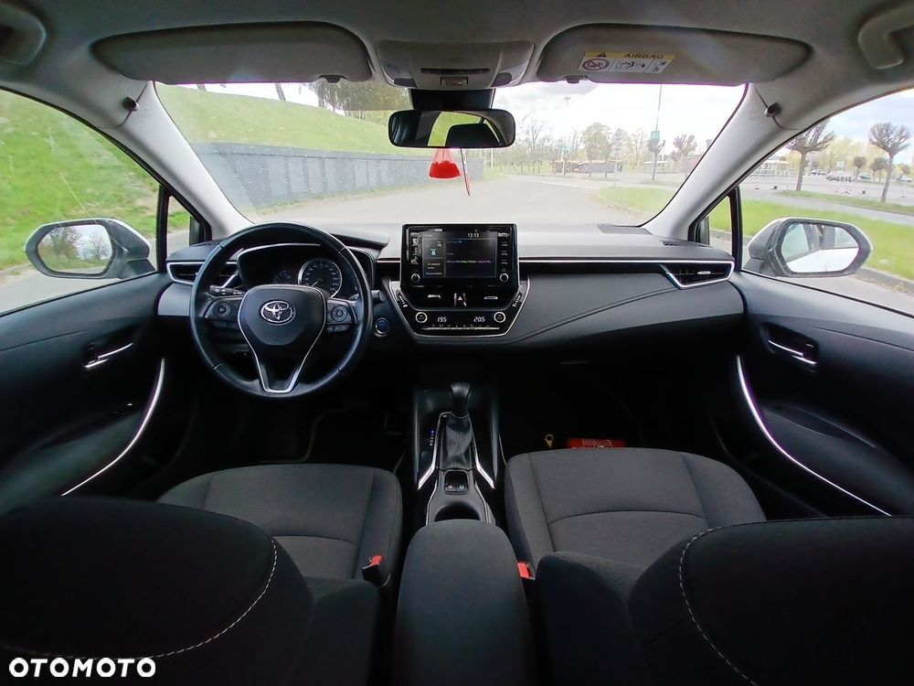 Toyota Corolla 1.8 Hybrid Comfort - 13