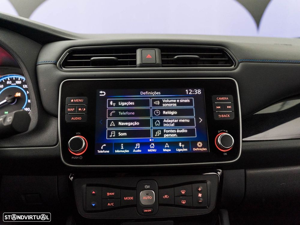 Nissan Leaf N-Connecta - 32