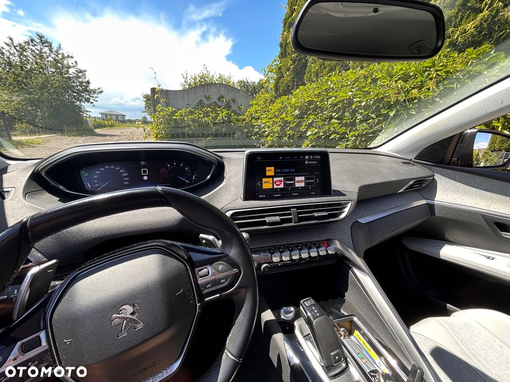 Peugeot 3008 1.2 PureTech Allure S&S EAT8 - 7