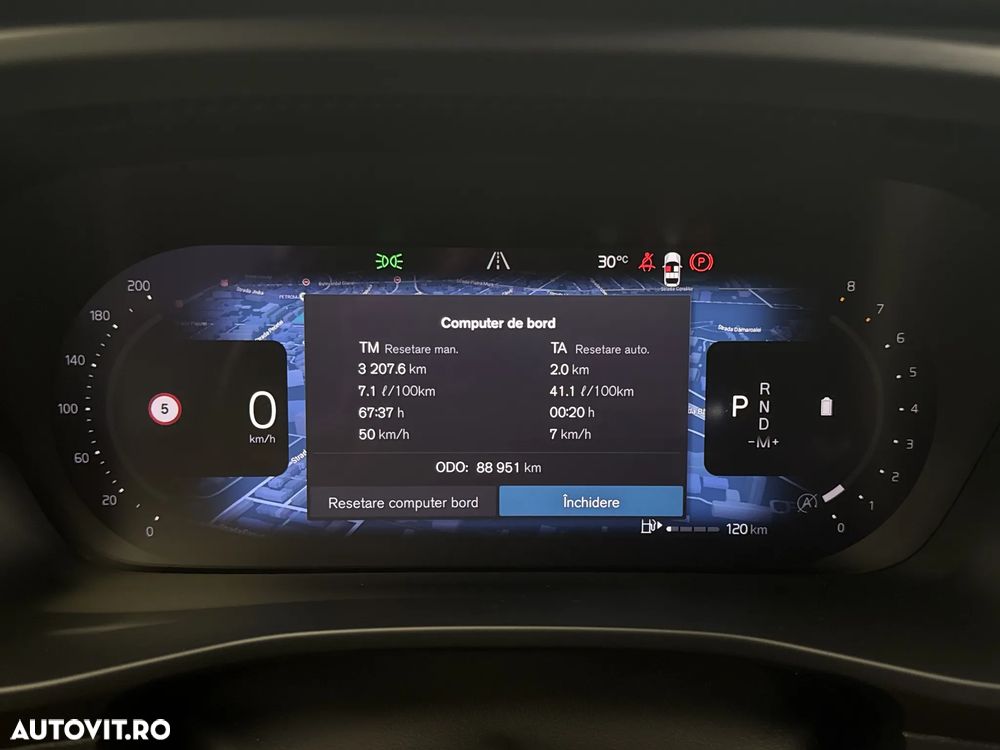 Volvo XC 40 - 11