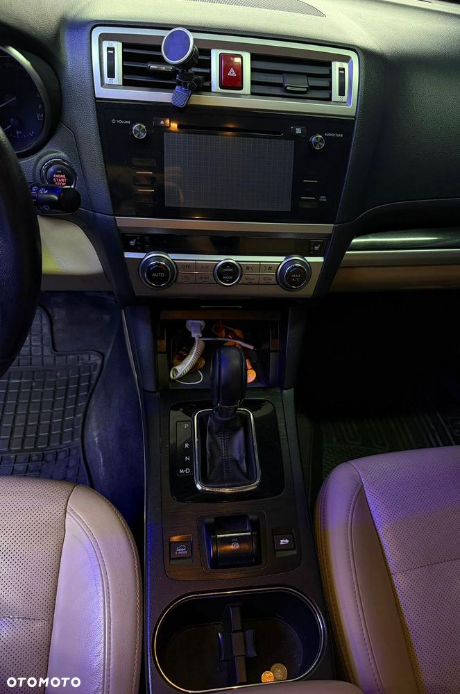Subaru Outback 2.0D Exclusive Lineartronic - 10