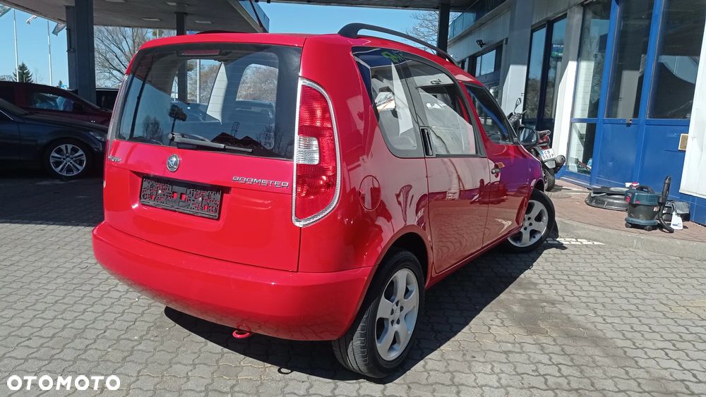 Skoda Roomster 1.2 Ambition PLUS EDITION - 10