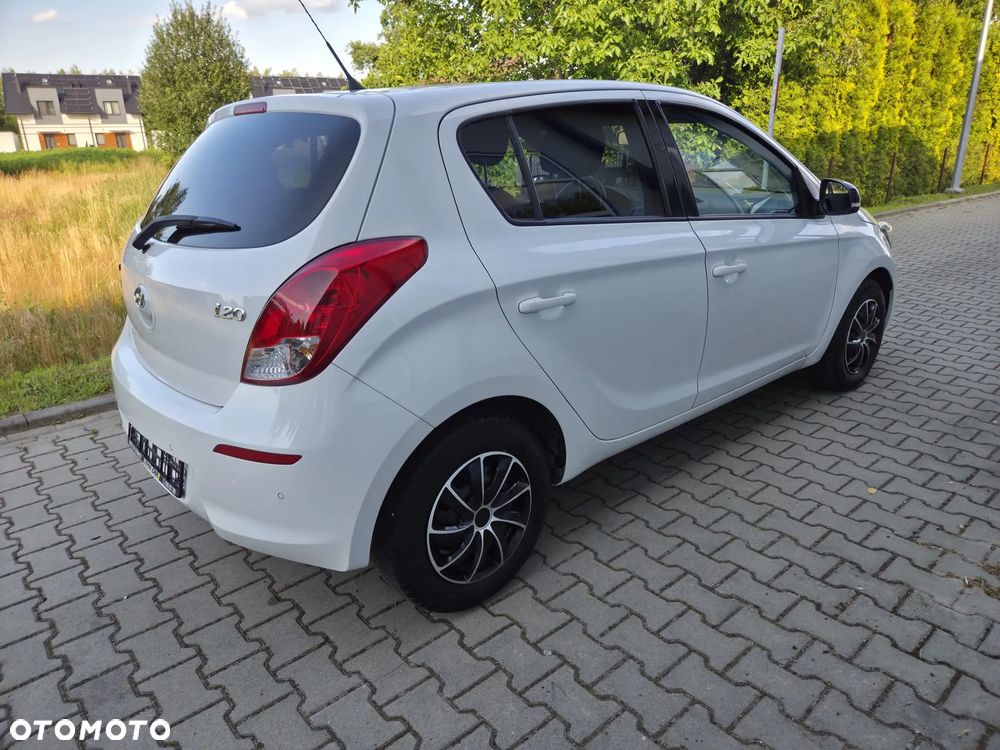 Hyundai i20 1.2 Fifa World Cup Edition - 2