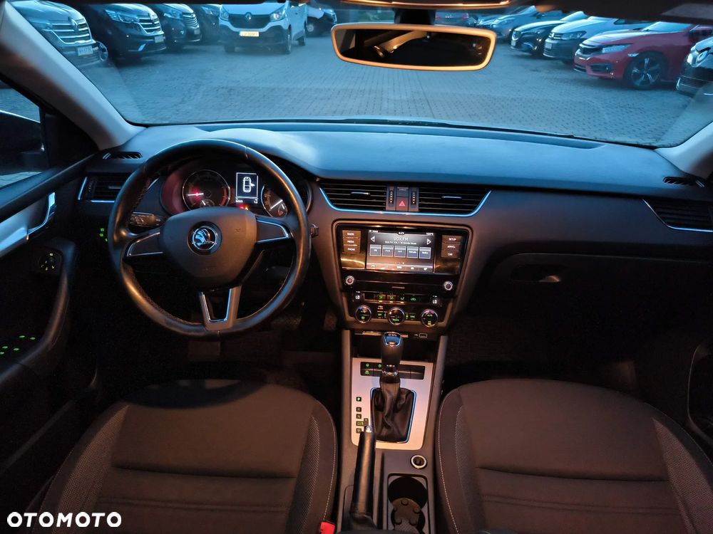 Skoda Octavia 1.5 TSI ACT DSG Sport Edition - 5