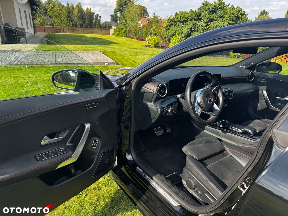 Mercedes-Benz CLA 250 4-Matic 7G-DCT - 9