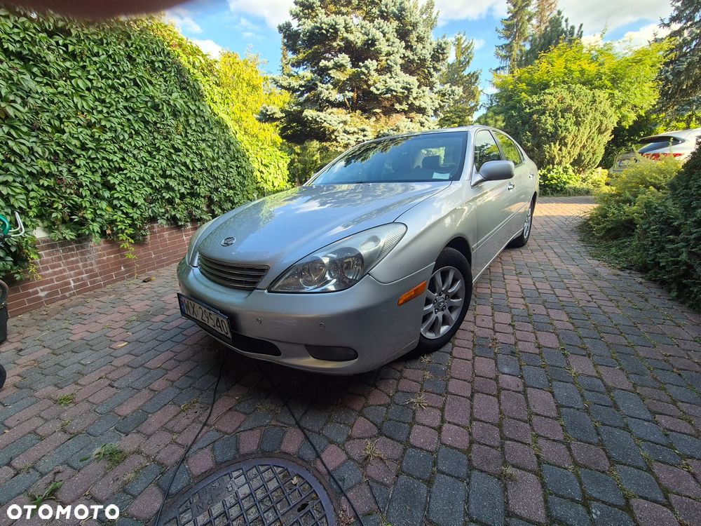 Lexus ES Standard - 1