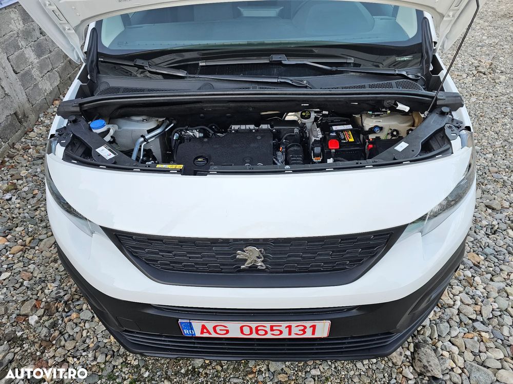 Peugeot Rifter - 16